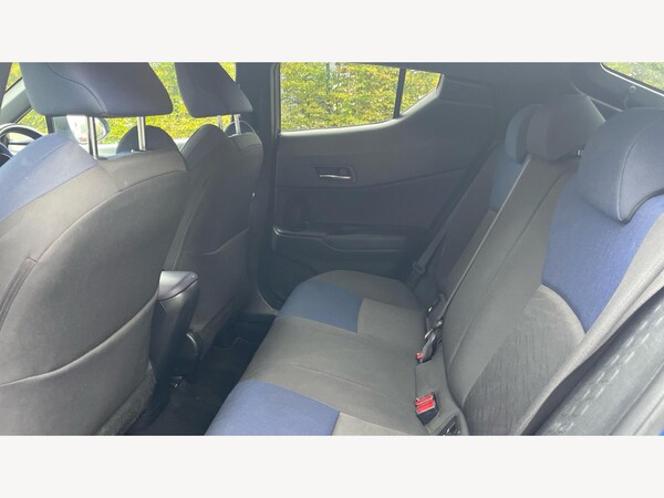Used Toyota C-HR for sale - 76260327: Photo 15