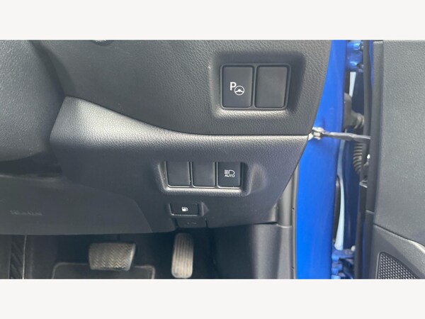 Used Toyota C-HR for sale - 76260327: Photo 32