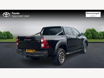 Used Toyota Hilux 2024 for sale - 75532646: Photo