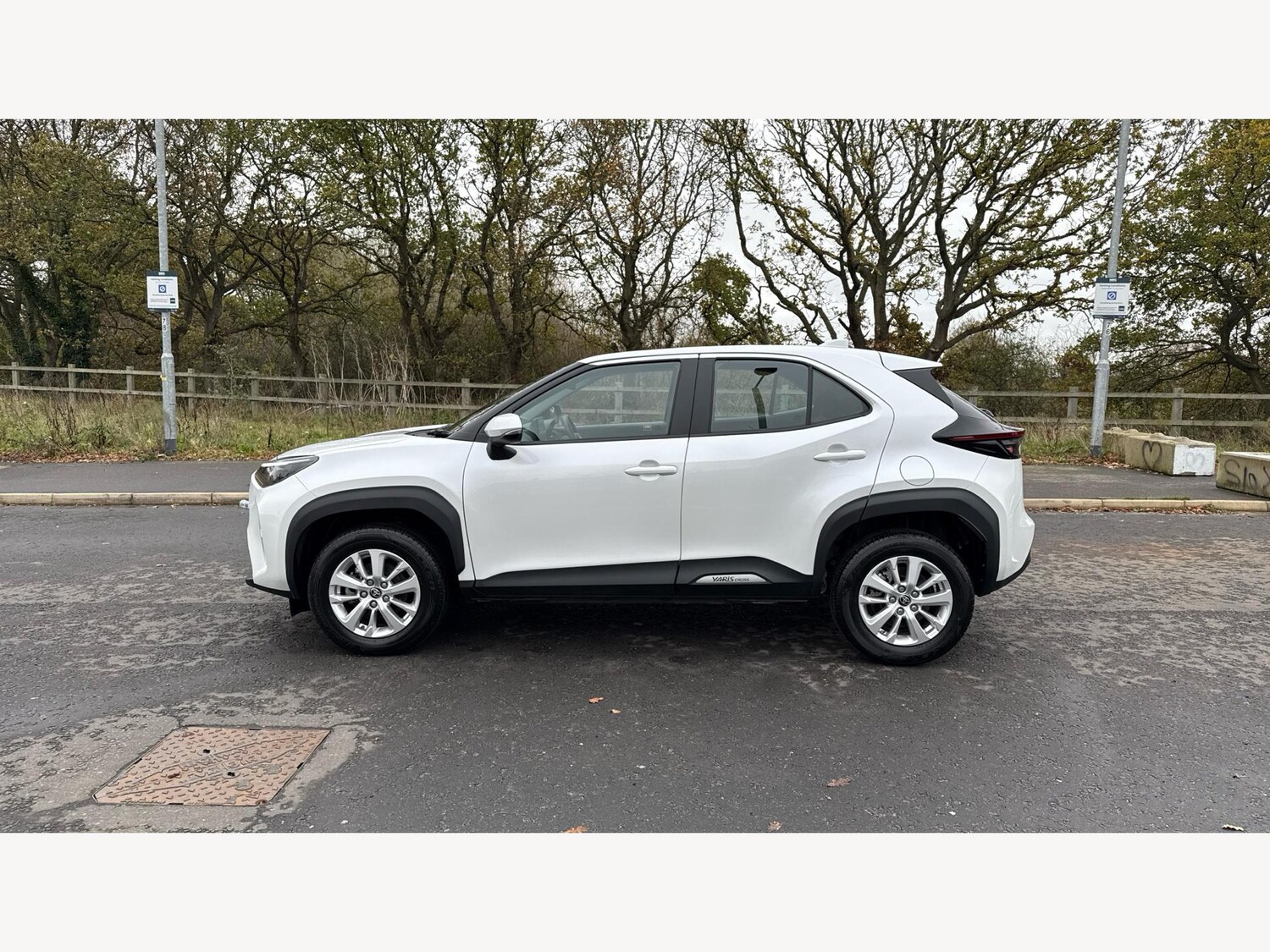 Used Toyota Yaris Cross 2024 for sale - 77523957: Photo 19