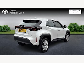 Used Toyota Yaris Cross 2024 for sale - 77523957: Photo