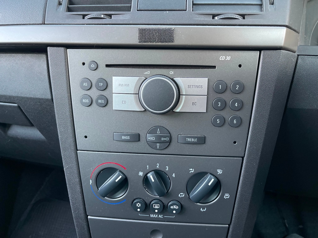 Used Vauxhall Meriva 2010 for sale - 76589967: Photo 20