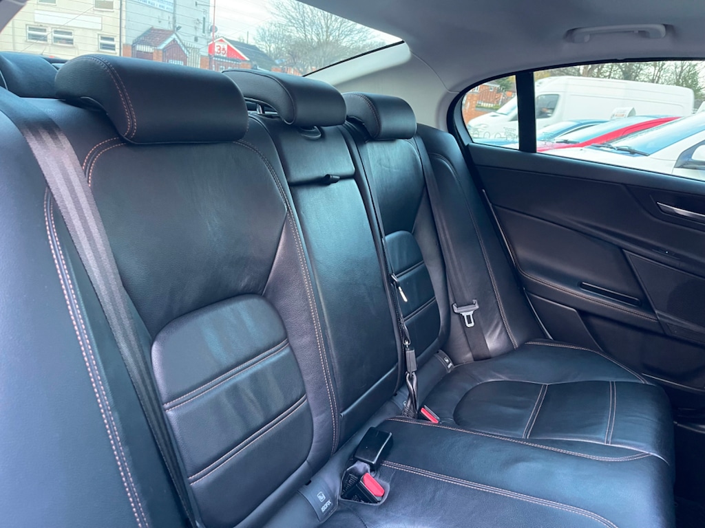 Used Jaguar XE 2017 for sale - 76640623: Photo 18