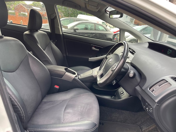 Used Toyota Prius 2015 for sale - 75571994: Photo 11