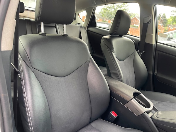 Used Toyota Prius 2015 for sale - 75571994: Photo 13