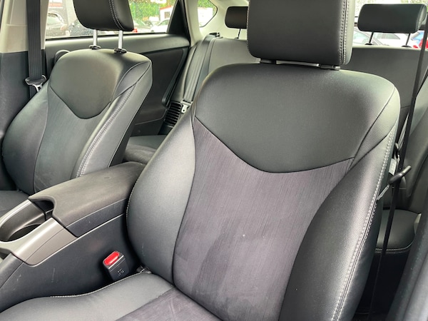 Used Toyota Prius 2015 for sale - 75571994: Photo 22