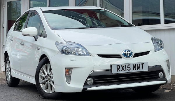 Used Toyota Prius 2015 for sale - 75571994: Photo 2
