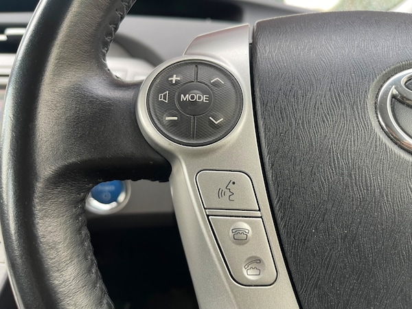 Used Toyota Prius 2015 for sale - 75571994: Photo 33