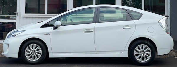 Used Toyota Prius 2015 for sale - 75571994: Photo 40