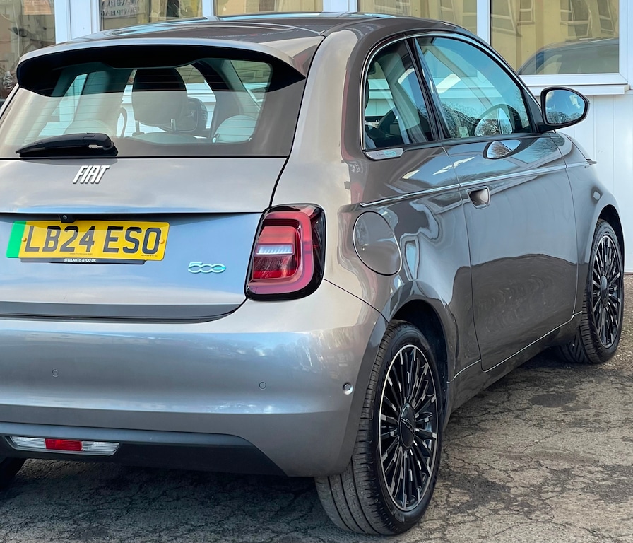 Used Fiat 500e 2024 for sale - 76540187: Photo 12