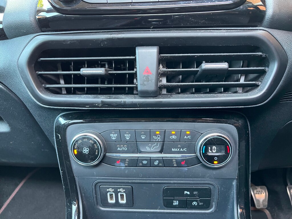 Vehicle 28