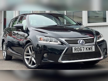 Used Lexus CT 2017 for sale - 75570712: Photo