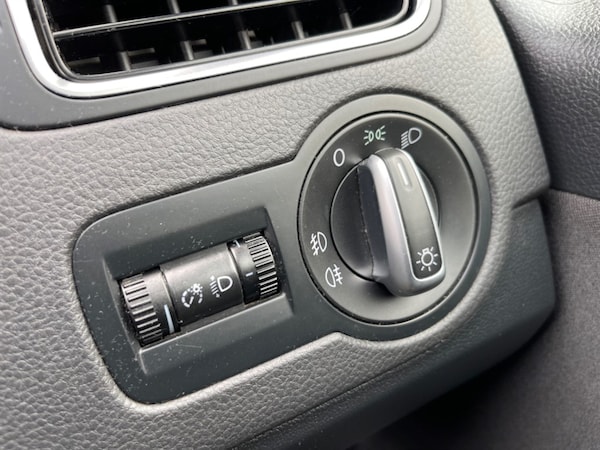 Used Volkswagen Polo 2011 for sale - 75572479: Photo 16