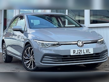 Used Volkswagen Golf 2021 for sale - 75571387: Photo