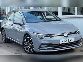 Used Volkswagen Golf 2021 for sale - 75571387: Photo