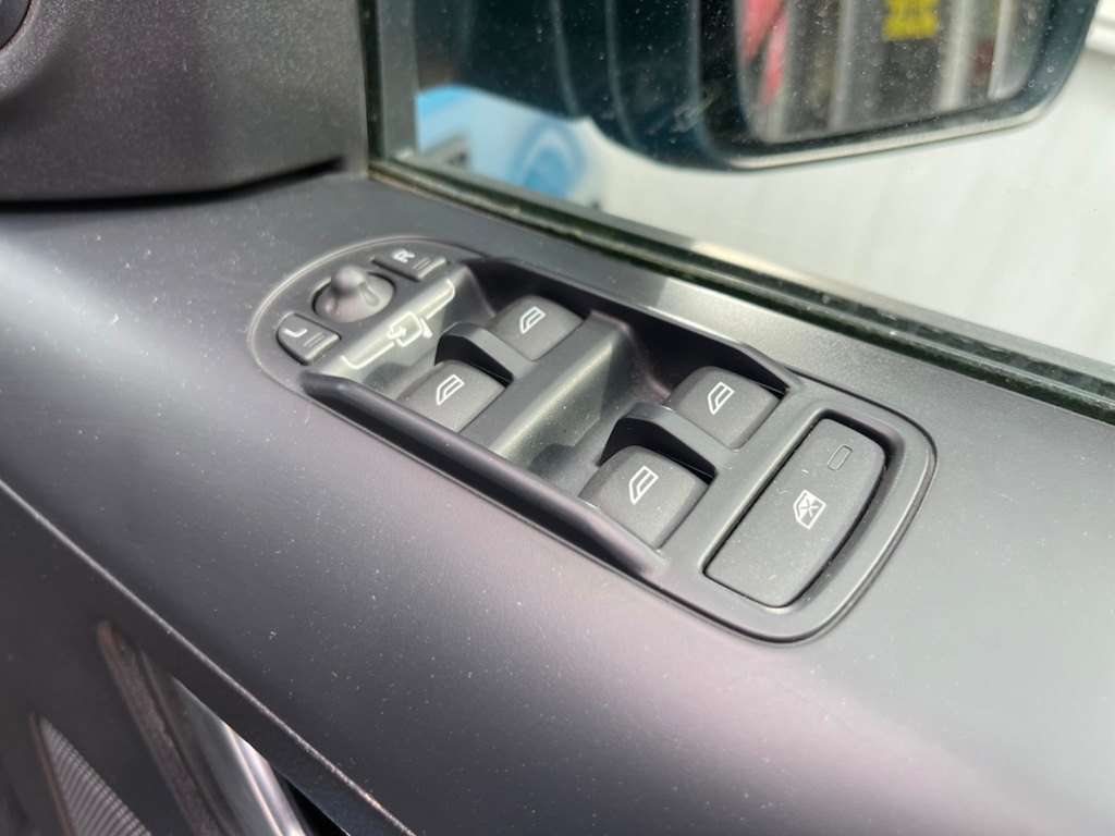 Used Land Rover Freelander 2 2013 for sale - 75641418: Photo 17