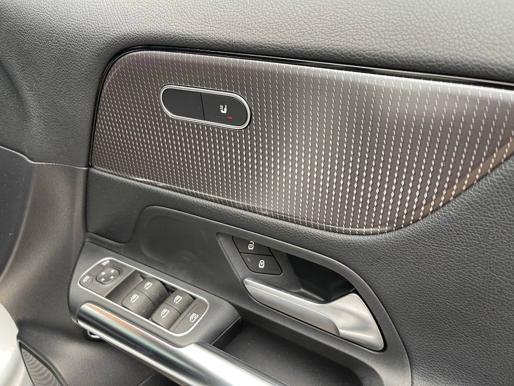 Used Mercedes-Benz GLA 2021 for sale - 75946873: Photo 13