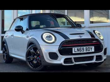 Used MINI Hatch 2019 for sale - 73378560: Photo