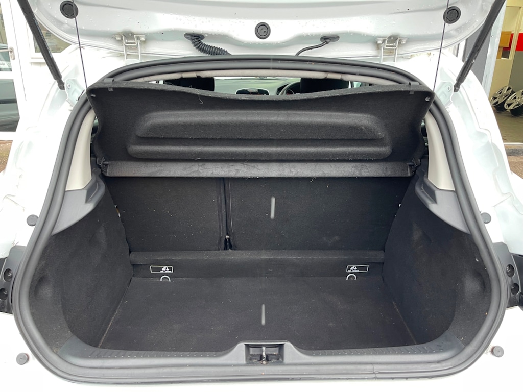 Used Renault Clio 2018 for sale - 76818054: Photo 17