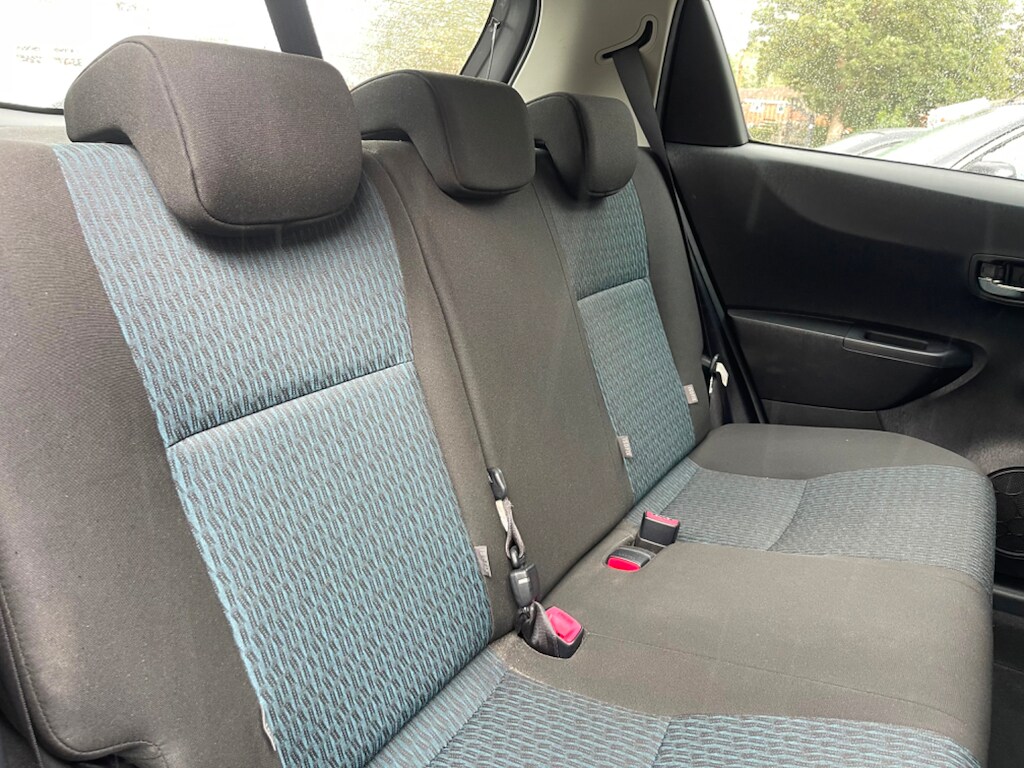Used Toyota Yaris 2013 for sale - 75738783: Photo 14