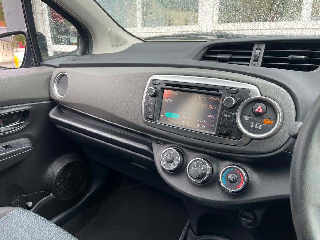 Used Toyota Yaris 2013 for sale - 75738783: Photo 20