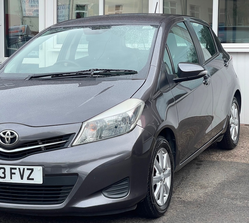 Used Toyota Yaris 2013 for sale - 75738783: Photo 28