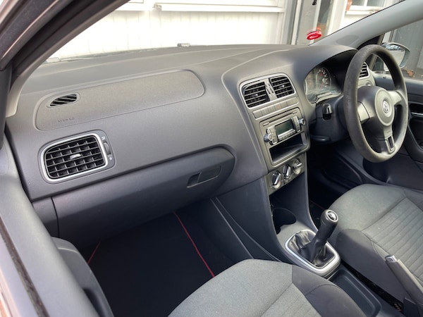 Used Volkswagen Polo 2011 for sale - 75726731: Photo 16