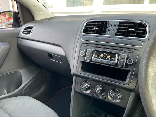 Used Volkswagen Polo 2011 for sale - 75726731: Photo 20