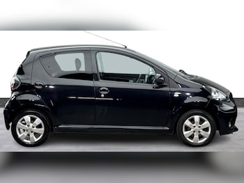 Used Toyota AYGO 2012 for sale - 79369182: Photo