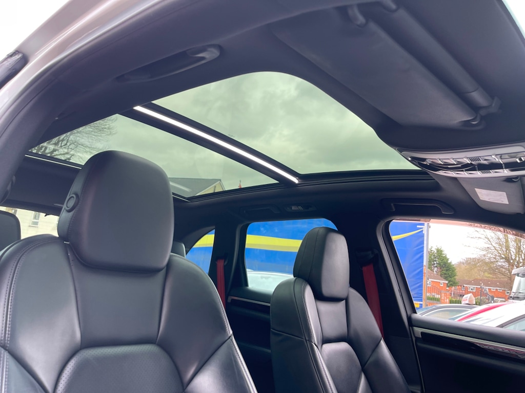 Used Porsche Cayenne 2016 for sale - 77631003: Photo 14