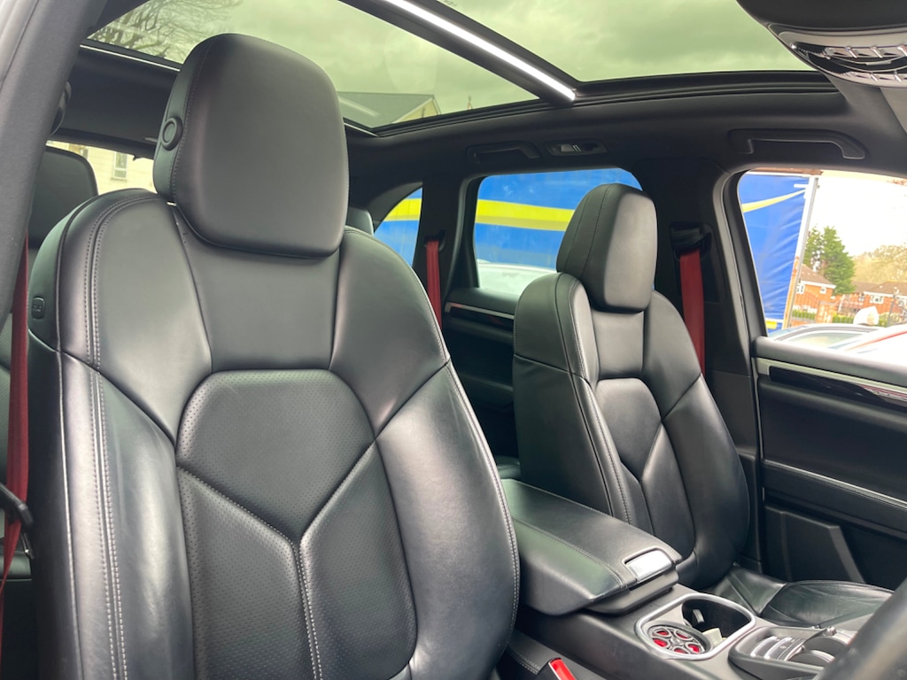 Used Porsche Cayenne 2016 for sale - 77631003: Photo 15