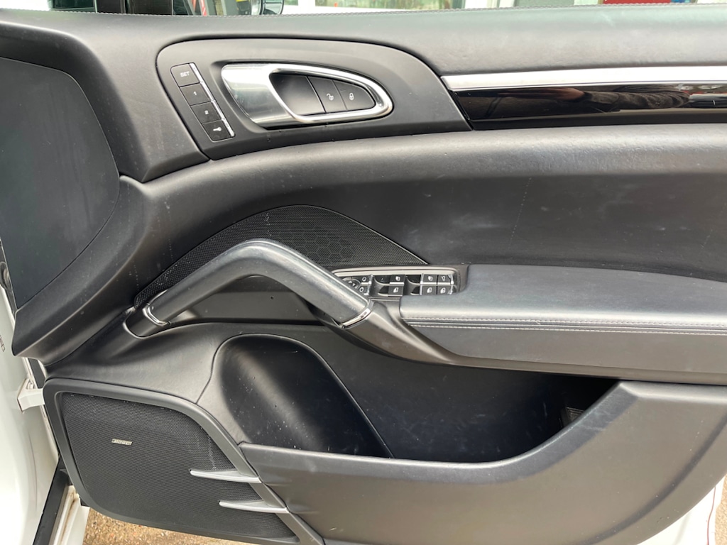 Used Porsche Cayenne 2016 for sale - 77631003: Photo 19