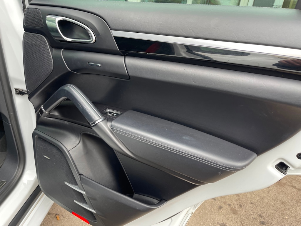 Used Porsche Cayenne 2016 for sale - 77631003: Photo 25