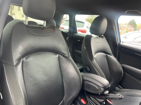 Used MINI Hatch 2015 for sale - 75570396: Photo 11