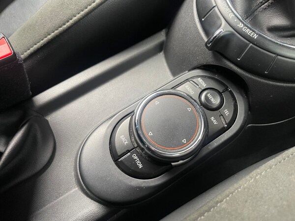 Used MINI Hatch 2015 for sale - 75570396: Photo 25