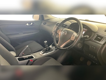 Used Nissan Pulsar 2015 for sale - 79257016: Photo