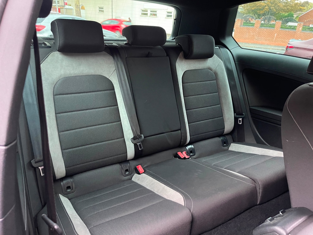 Used Volkswagen Golf 2015 for sale - 76351132: Photo 15