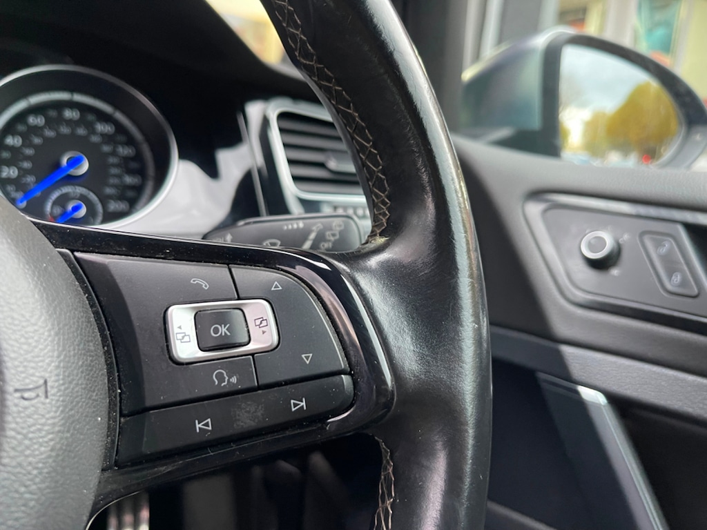 Used Volkswagen Golf 2015 for sale - 76351132: Photo 20