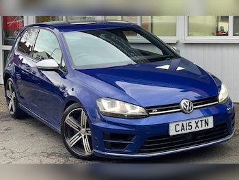 Used Volkswagen Golf 2015 for sale - 76351132: Photo