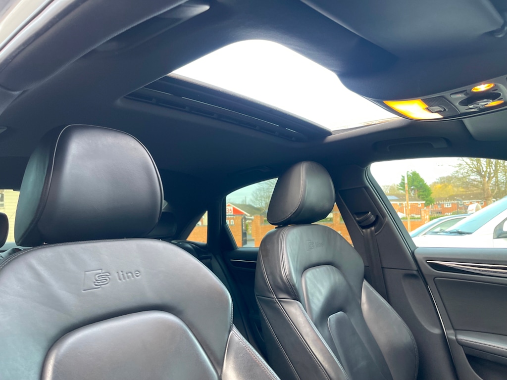 Used Audi A4 2013 for sale - 76731883: Photo 17