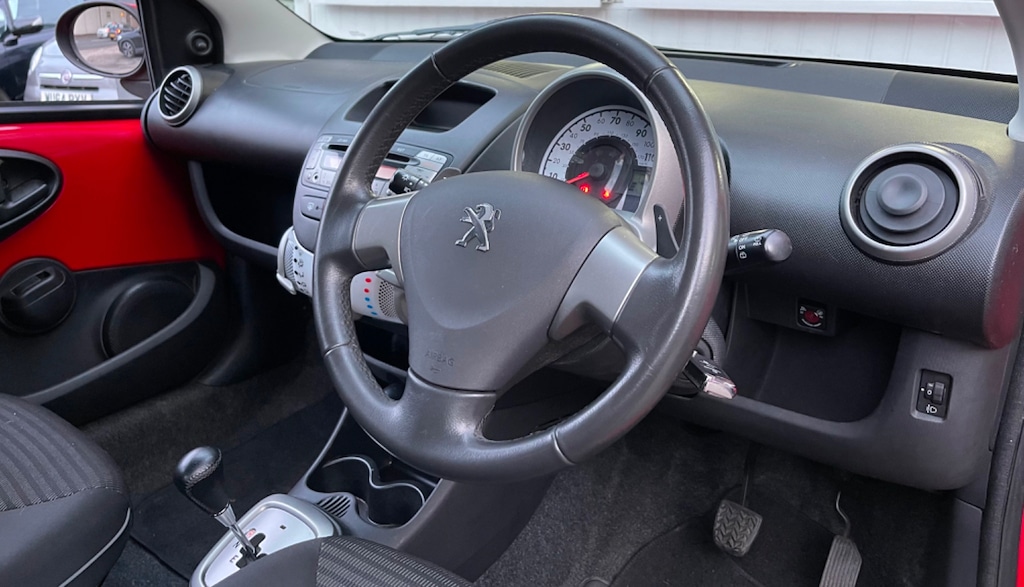 Used Peugeot 107 2013 for sale - 76351127: Photo 12