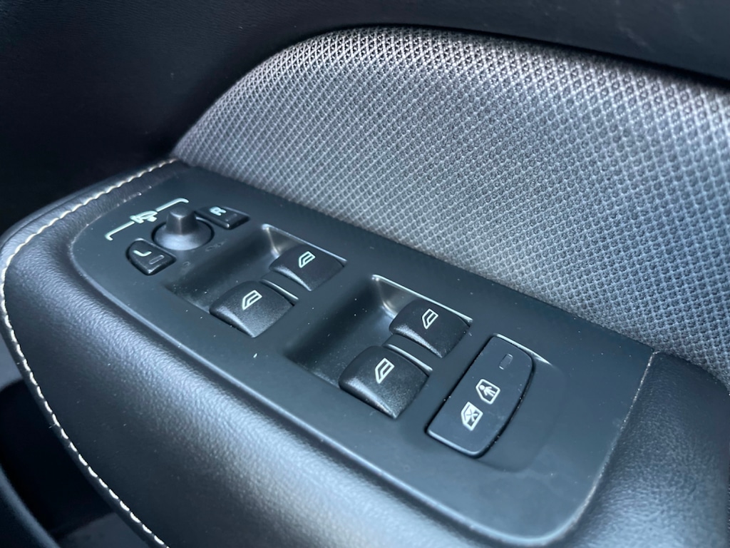 Used Volvo XC60 2020 for sale - 77679110: Photo 31