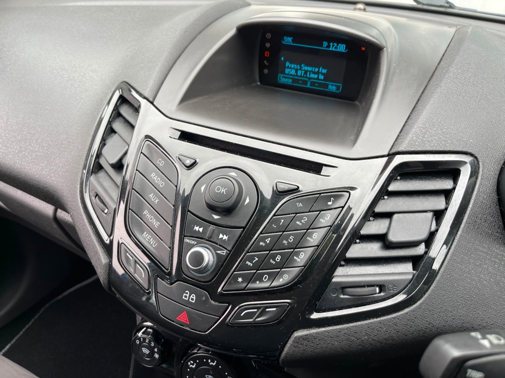 Used Ford Fiesta 2013 for sale - 76067254: Photo 23