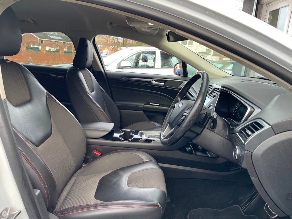 Used Ford Mondeo 2017 for sale - 76847325: Photo 11