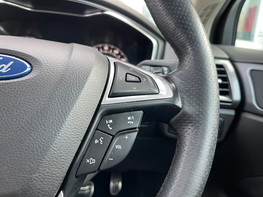 Used Ford Mondeo 2017 for sale - 76847325: Photo 28