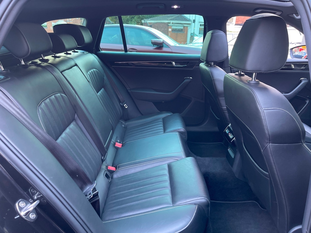 Used Skoda Superb 2019 for sale - 76312511: Photo 14