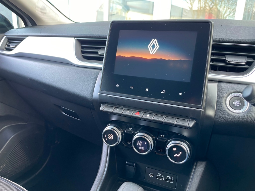 Used Renault Captur 2024 for sale - 76796671: Photo 19