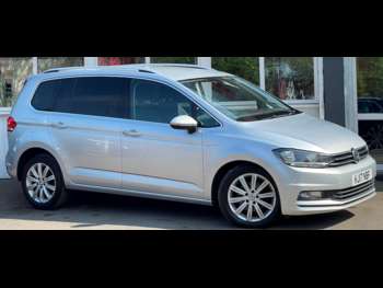 Used Volkswagen Touran 2017 for sale - 74454871: Photo