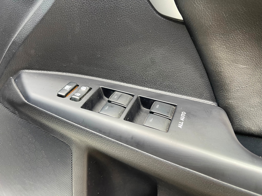 Used Lexus CT 2011 for sale - 75742904: Photo 13