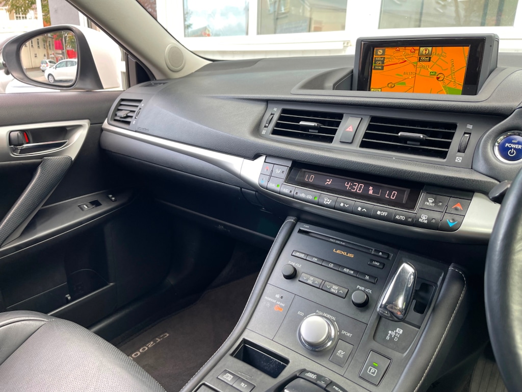 Used Lexus CT 2011 for sale - 75742904: Photo 25